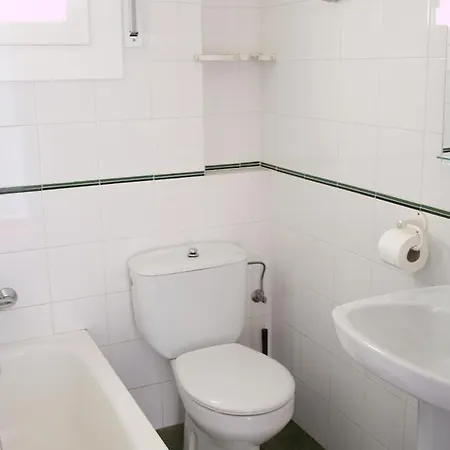 Cau De Creus Apartment *